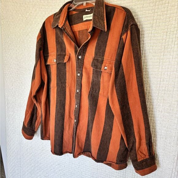 Vintage Button Down ✨ - Picture 3 of 7